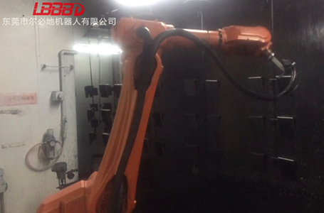 爾必地機(jī)器人跟蹤噴涂作業(yè)現(xiàn)場案例