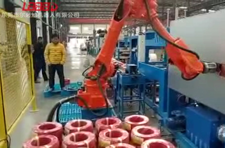 爾必地電纜碼垛機器人客戶現(xiàn)場案例