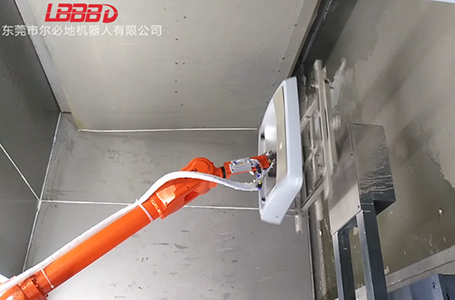 爾必地機器人轉(zhuǎn)臺噴涂機器人現(xiàn)場案例